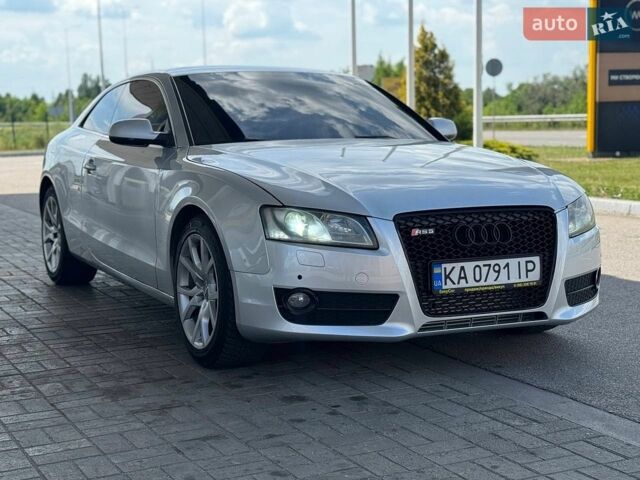 Серый Ауди А5, объемом двигателя 2 л и пробегом 287 тыс. км за 8900 $, фото 1 на Automoto.ua