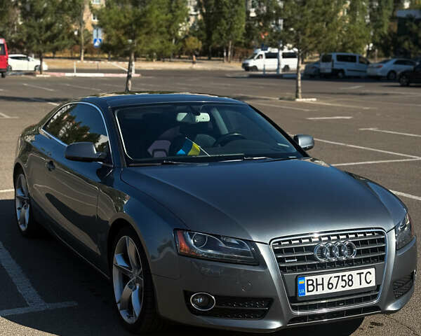Серый Ауди А5, объемом двигателя 1.98 л и пробегом 120 тыс. км за 12500 $, фото 1 на Automoto.ua