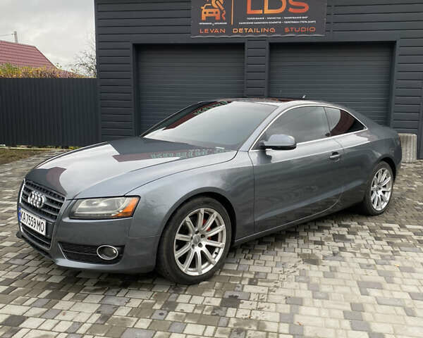 Серый Ауди А5, объемом двигателя 2 л и пробегом 230 тыс. км за 11000 $, фото 1 на Automoto.ua