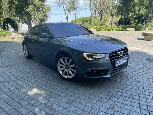 Серый Ауди А5, объемом двигателя 2 л и пробегом 90 тыс. км за 14000 $, фото 1 на Automoto.ua