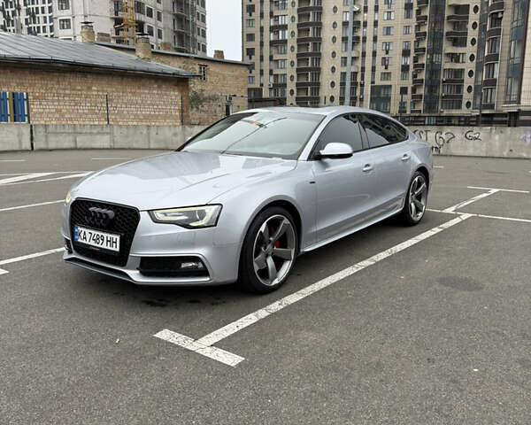 Сірий Ауді A5, об'ємом двигуна 2 л та пробігом 159 тис. км за 15800 $, фото 1 на Automoto.ua