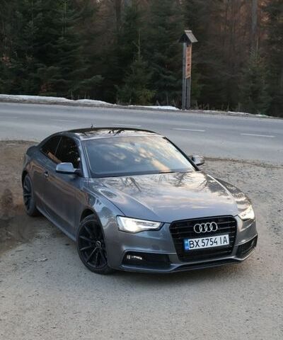 Серый Ауди А5, объемом двигателя 2 л и пробегом 129 тыс. км за 16000 $, фото 1 на Automoto.ua