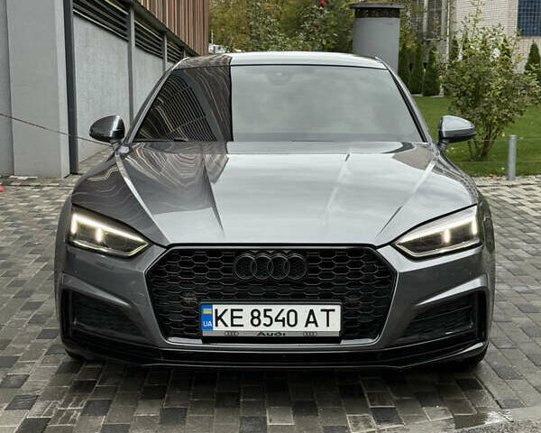 Ауди А5 2017 в Днепре (Днепропетровске) на Automoto.ua Серый Ауди А5, объемом двигателя 1.98 л и пробегом 95 тыс. км за 29000 $, фото 1 на Automoto.ua