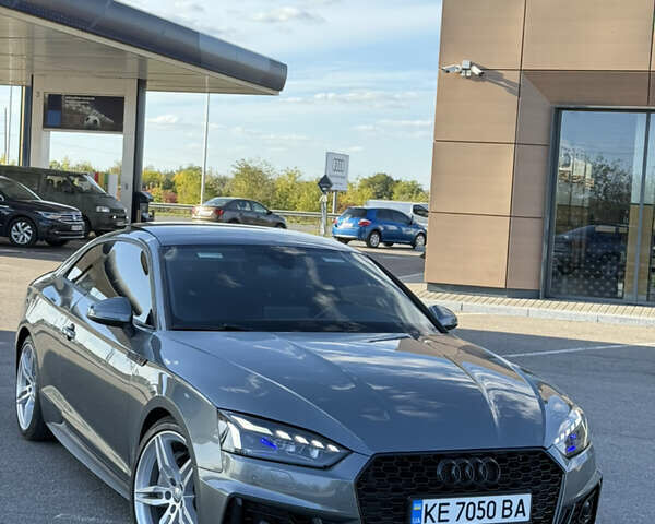 Серый Ауди А5, объемом двигателя 2 л и пробегом 72 тыс. км за 20500 $, фото 1 на Automoto.ua