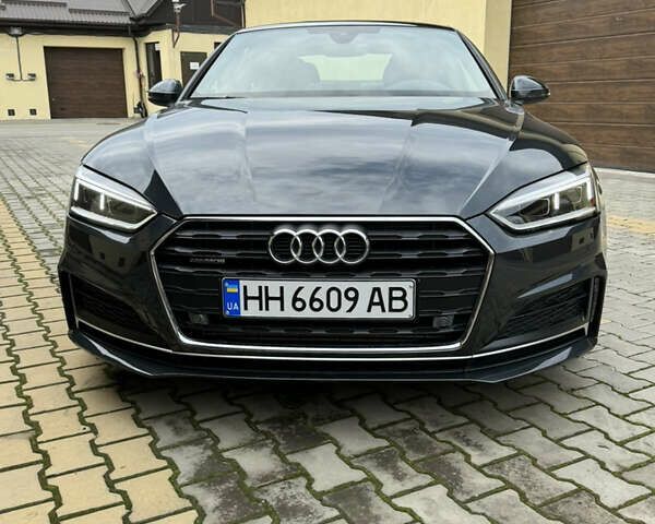 Сірий Ауді A5, об'ємом двигуна 1.98 л та пробігом 33 тис. км за 34000 $, фото 1 на Automoto.ua