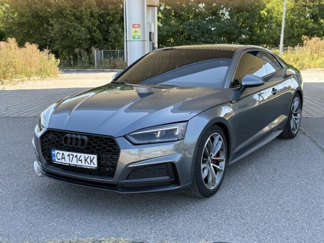 Серый Ауди А5, объемом двигателя 2 л и пробегом 137 тыс. км за 20000 $, фото 1 на Automoto.ua