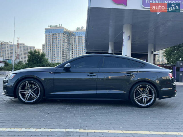Серый Ауди А5, объемом двигателя 2 л и пробегом 73 тыс. км за 33700 $, фото 1 на Automoto.ua