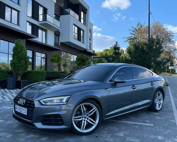 Серый Ауди А5, объемом двигателя 1.97 л и пробегом 200 тыс. км за 24500 $, фото 1 на Automoto.ua