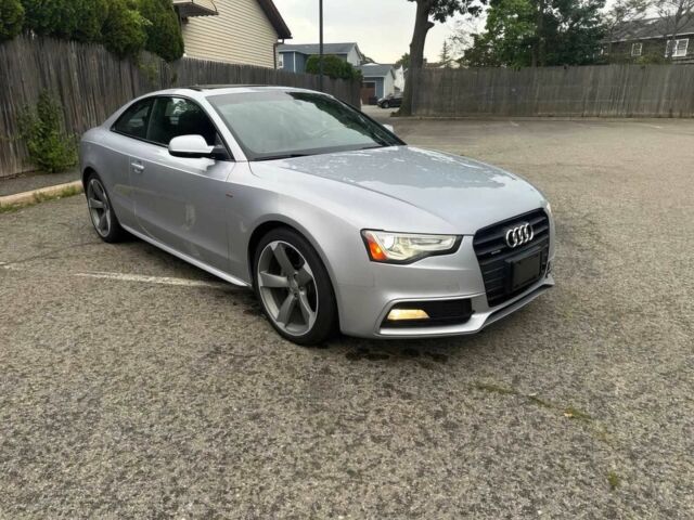 Сірий Ауді A5, об'ємом двигуна 2 л та пробігом 113 тис. км за 9000 $, фото 1 на Automoto.ua