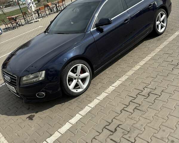 Синий Ауди А5, объемом двигателя 1.97 л и пробегом 216 тыс. км за 11000 $, фото 1 на Automoto.ua