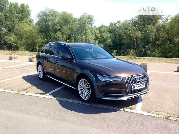 Коричневий Ауді A6 Allroad, об'ємом двигуна 3 л та пробігом 18 тис. км за 75999 $, фото 1 на Automoto.ua