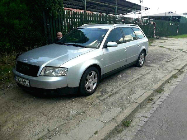 Сірий Ауді A6 Allroad, об'ємом двигуна 2.5 л та пробігом 210 тис. км за 2600 $, фото 1 на Automoto.ua