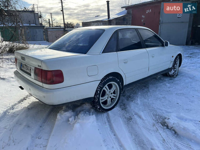 Белый Ауди А6, объемом двигателя 2.6 л и пробегом 439 тыс. км за 2900 $, фото 1 на Automoto.ua