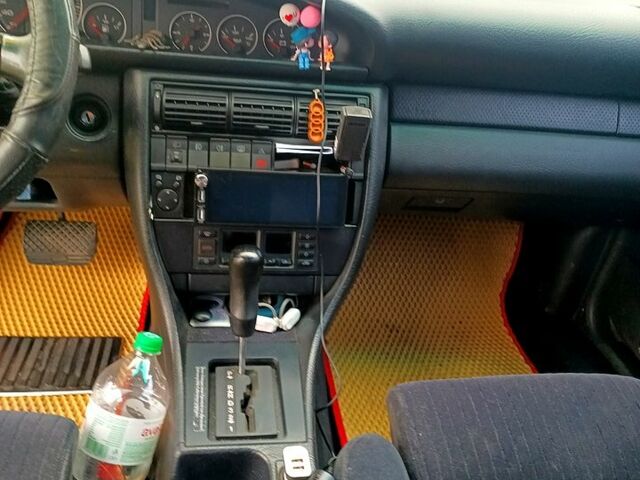 Белый Ауди А6, объемом двигателя 2.6 л и пробегом 452 тыс. км за 2700 $, фото 1 на Automoto.ua