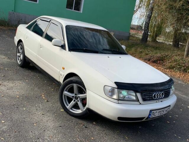 Білий Ауді А6, об'ємом двигуна 2.5 л та пробігом 370 тис. км за 2850 $, фото 1 на Automoto.ua