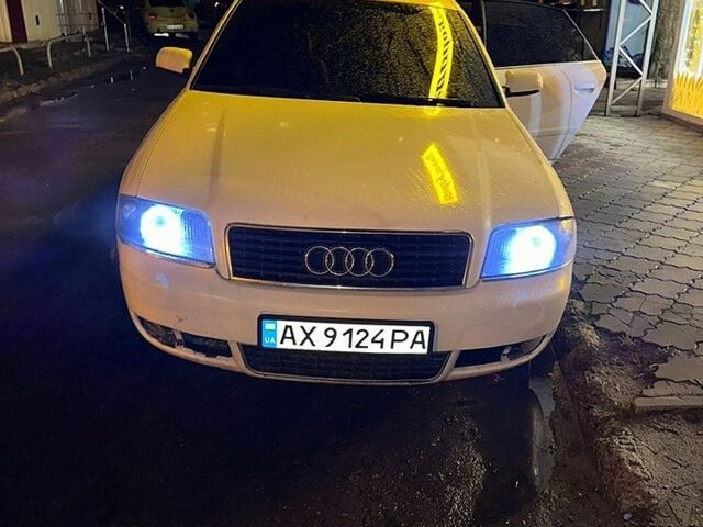 Белый Ауди А6, объемом двигателя 2.4 л и пробегом 376 тыс. км за 2800 $, фото 1 на Automoto.ua