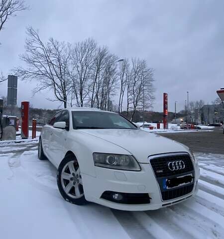 Белый Ауди А6, объемом двигателя 2.4 л и пробегом 311 тыс. км за 5579 $, фото 1 на Automoto.ua