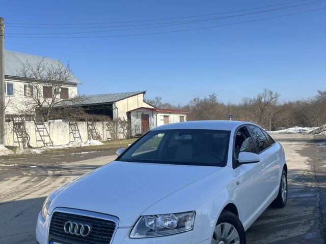 Белый Ауди А6, объемом двигателя 2.4 л и пробегом 236 тыс. км за 6950 $, фото 1 на Automoto.ua