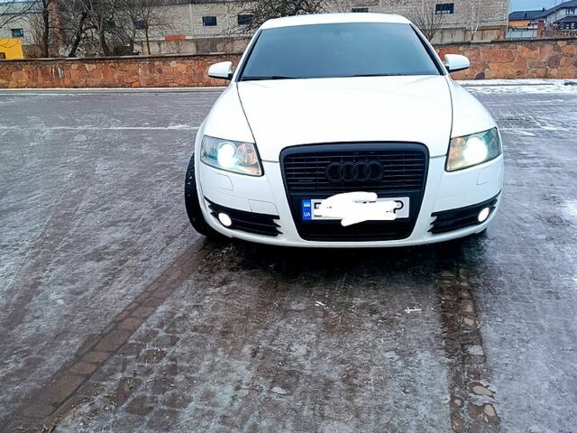 Белый Ауди А6, объемом двигателя 2.7 л и пробегом 32000 тыс. км за 9850 $, фото 1 на Automoto.ua