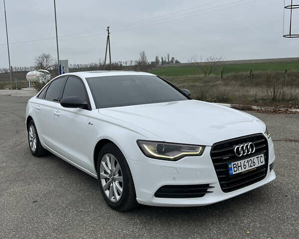 Білий Ауді А6, об'ємом двигуна 3 л та пробігом 202 тис. км за 12400 $, фото 1 на Automoto.ua