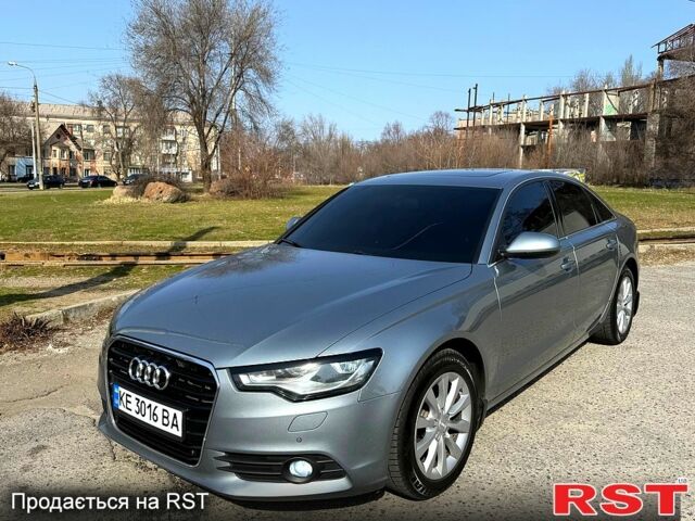 Белый Ауди А6, объемом двигателя 2.8 л и пробегом 212 тыс. км за 11000 $, фото 1 на Automoto.ua