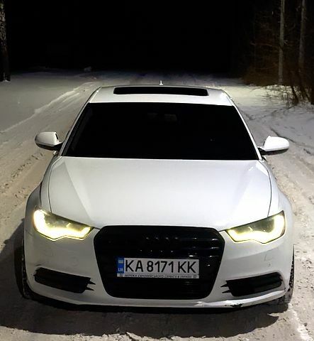Белый Ауди А6, объемом двигателя 3 л и пробегом 230 тыс. км за 15000 $, фото 1 на Automoto.ua