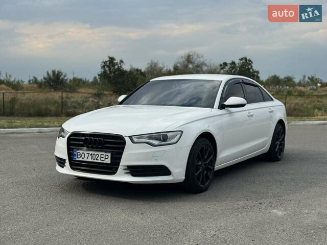 Білий Ауді А6, об'ємом двигуна 2 л та пробігом 212 тис. км за 13599 $, фото 1 на Automoto.ua
