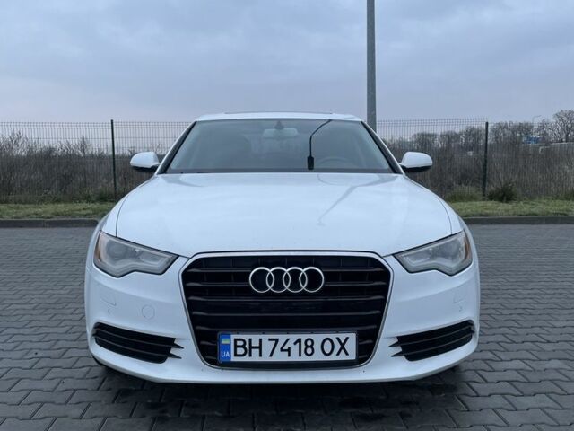 Белый Ауди А6, объемом двигателя 2 л и пробегом 207 тыс. км за 12500 $, фото 1 на Automoto.ua