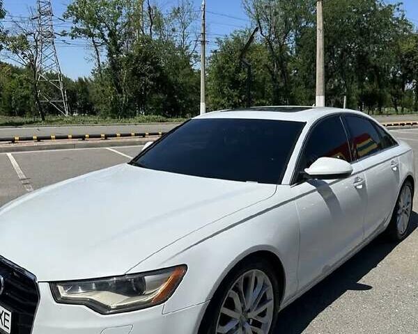Білий Ауді А6, об'ємом двигуна 1.98 л та пробігом 291 тис. км за 13200 $, фото 1 на Automoto.ua