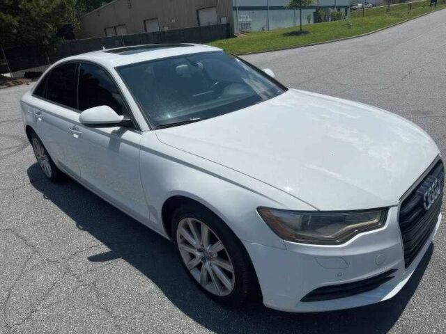 Белый Ауди А6, объемом двигателя 2 л и пробегом 129 тыс. км за 3400 $, фото 1 на Automoto.ua