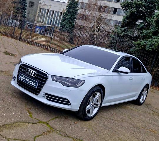 Белый Ауди А6, объемом двигателя 3 л и пробегом 180 тыс. км за 13600 $, фото 1 на Automoto.ua