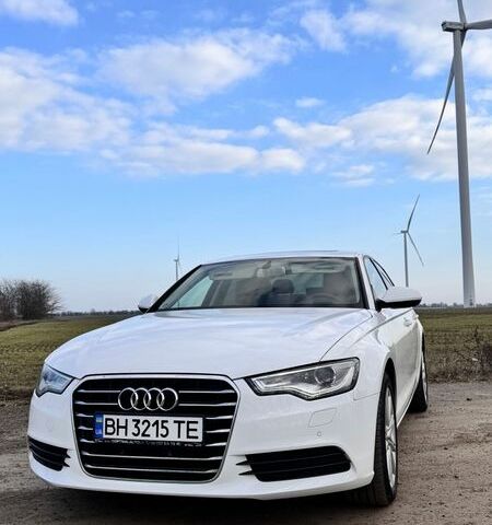 Белый Ауди А6, объемом двигателя 1.98 л и пробегом 257 тыс. км за 11500 $, фото 1 на Automoto.ua