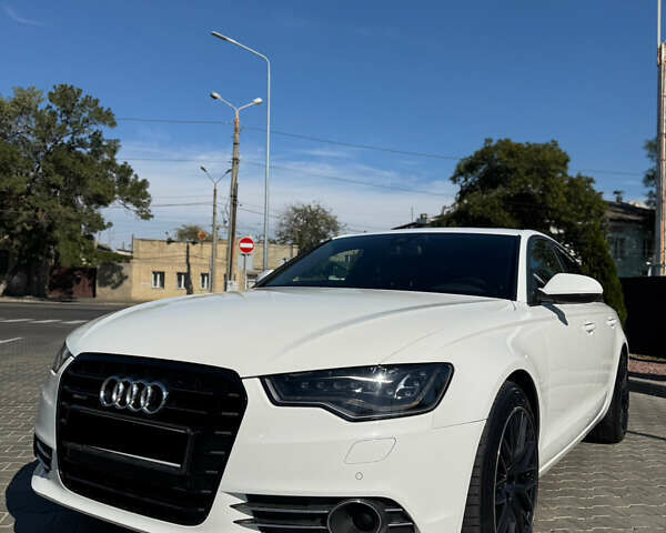 Білий Ауді А6, об'ємом двигуна 3 л та пробігом 196 тис. км за 17000 $, фото 1 на Automoto.ua