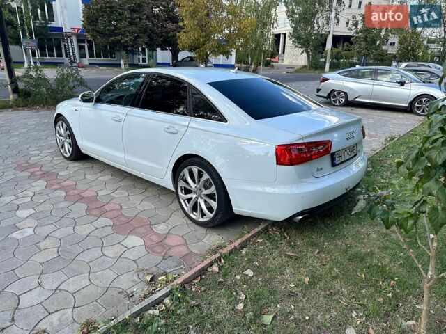 Белый Ауди А6, объемом двигателя 3 л и пробегом 190 тыс. км за 12000 $, фото 1 на Automoto.ua