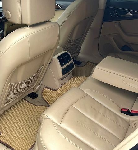 Белый Ауди А6, объемом двигателя 1.98 л и пробегом 175 тыс. км за 12500 $, фото 1 на Automoto.ua