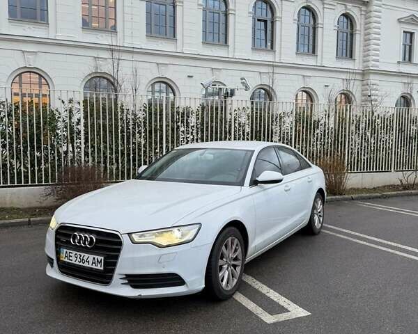 Белый Ауди А6, объемом двигателя 2.77 л и пробегом 113 тыс. км за 15500 $, фото 1 на Automoto.ua