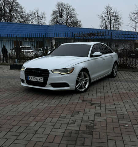 Белый Ауди А6, объемом двигателя 2 л и пробегом 241 тыс. км за 13500 $, фото 1 на Automoto.ua