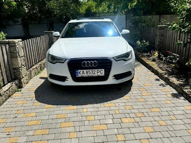 Білий Ауді А6, об'ємом двигуна 2 л та пробігом 206 тис. км за 14000 $, фото 1 на Automoto.ua