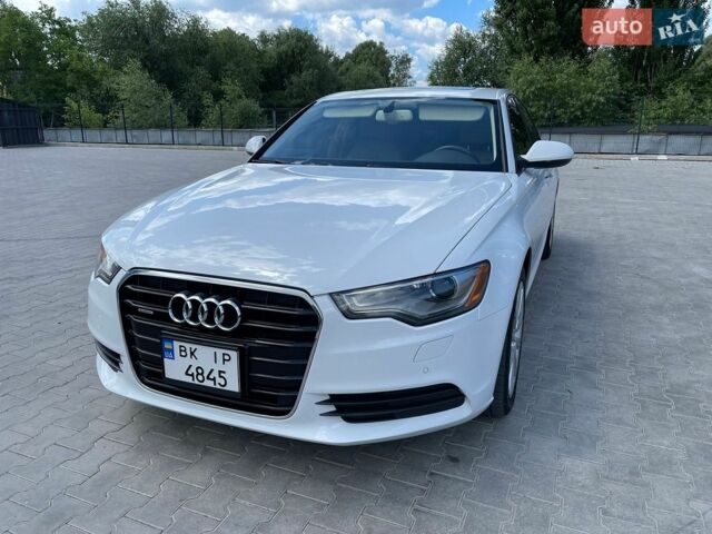 Белый Ауди А6, объемом двигателя 1.98 л и пробегом 277 тыс. км за 12100 $, фото 1 на Automoto.ua