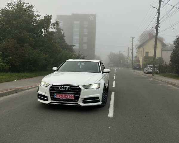 Белый Ауди А6, объемом двигателя 3 л и пробегом 235 тыс. км за 15000 $, фото 1 на Automoto.ua