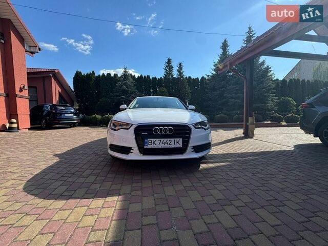 Белый Ауди А6, объемом двигателя 2.8 л и пробегом 38 тыс. км за 27000 $, фото 1 на Automoto.ua
