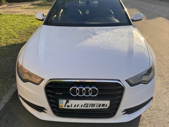 Белый Ауди А6, объемом двигателя 2 л и пробегом 200 тыс. км за 12400 $, фото 1 на Automoto.ua