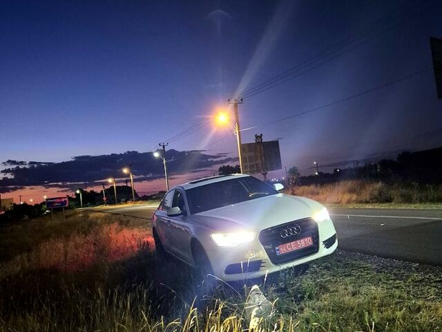 Белый Ауди А6, объемом двигателя 2 л и пробегом 168 тыс. км за 18000 $, фото 1 на Automoto.ua