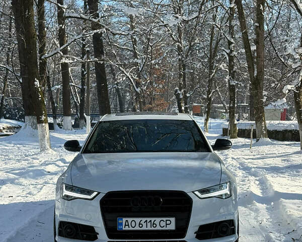 Белый Ауди А6, объемом двигателя 1.98 л и пробегом 220 тыс. км за 18700 $, фото 1 на Automoto.ua