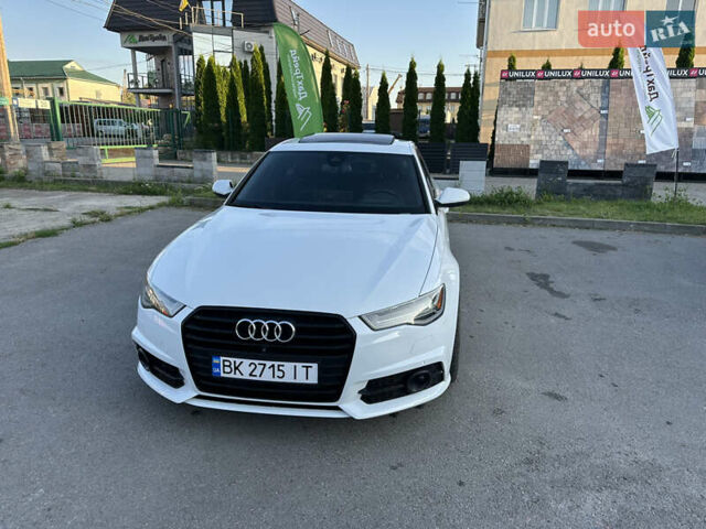 Белый Ауди А6, объемом двигателя 3 л и пробегом 214 тыс. км за 19000 $, фото 1 на Automoto.ua