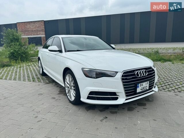 Белый Ауди А6, объемом двигателя 1.98 л и пробегом 244 тыс. км за 13500 $, фото 1 на Automoto.ua