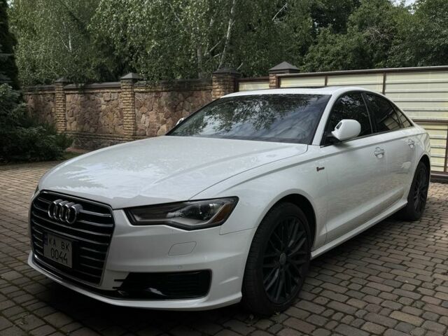 Белый Ауди А6, объемом двигателя 3 л и пробегом 170 тыс. км за 18800 $, фото 1 на Automoto.ua