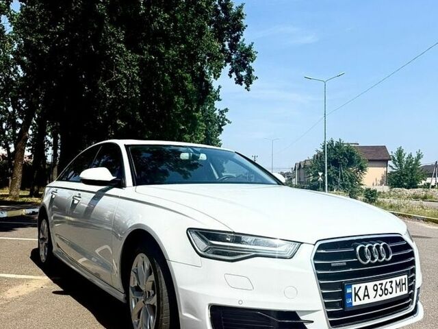 Белый Ауди А6, объемом двигателя 1.97 л и пробегом 181 тыс. км за 23450 $, фото 1 на Automoto.ua