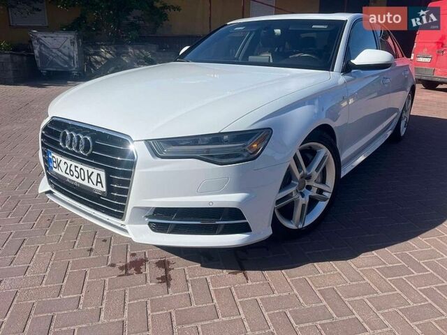 Белый Ауди А6, объемом двигателя 1.98 л и пробегом 246 тыс. км за 16900 $, фото 1 на Automoto.ua