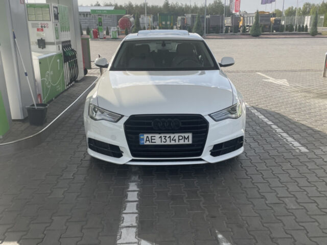 Белый Ауди А6, объемом двигателя 2 л и пробегом 142 тыс. км за 17500 $, фото 1 на Automoto.ua